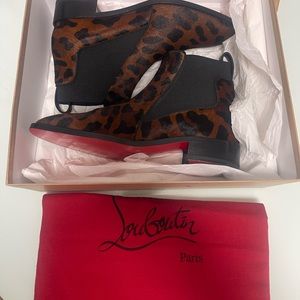 Christian Louboutin- MARMADA FLAT PONY FOXY